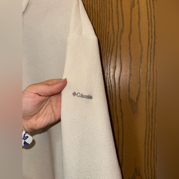 Women’s Columbia Long Sleeve Cream Turtleneck Button Up Neck Size Large - Picture 4 of 13
